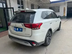 2021 Mitsubishi Outlander 2.4L, белый — фото 8