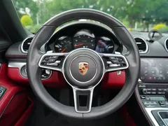 2022 Porsche 718 Boxster 2.0T — фото 10