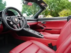 2022 Porsche 718 Boxster 2.0T — фото 11