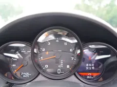 2022 Porsche 718 Boxster 2.0T — фото 12