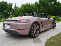 2022 Porsche 718 Boxster 2.0T — фото 15