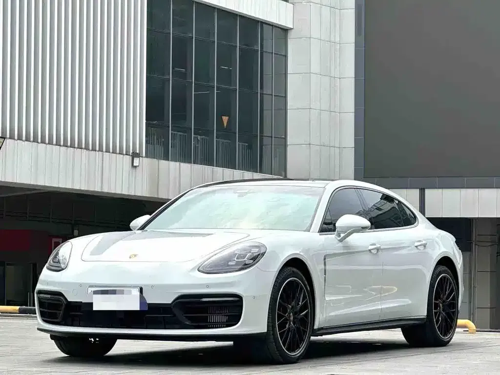 2023 Porsche Panamera 2.9T