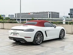 2022 Porsche 718 Boxster 2.0T, белый — фото 11