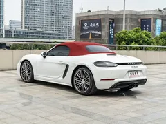 2022 Porsche 718 Boxster 2.0T, белый — фото 13