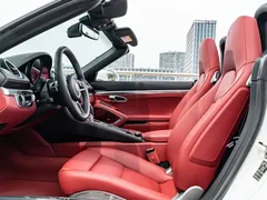 2022 Porsche 718 Boxster 2.0T, белый — фото 19