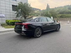 2026 Hongqi H5 1.5T DCT Pro, чёрный — фото 5