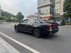 2026 Hongqi H5 1.5T DCT Pro, чёрный — фото 8