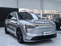 2025 Aito M8 Ultra 53.4kWh 192, синий — фото 3