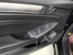2022 Honda Accord 2.0L Hybrid, чёрный — фото 14