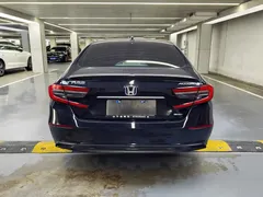 2022 Honda Accord 2.0L Hybrid, чёрный — фото 17