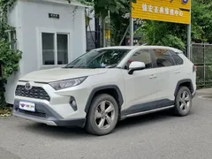 2022 Toyota RAV4 2.0L CVT, белый — фото 1
