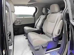 2023 Toyota Sienna 2.5L Hybrid Comfort, чёрный — фото 10