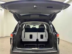 2023 Toyota Sienna 2.5L Hybrid Comfort, чёрный — фото 26