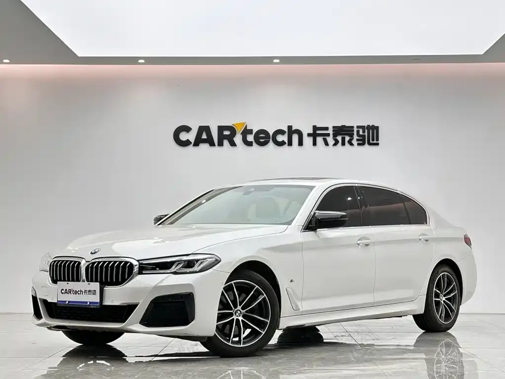 2021 BMW 5 Series 525Li M Sport Package