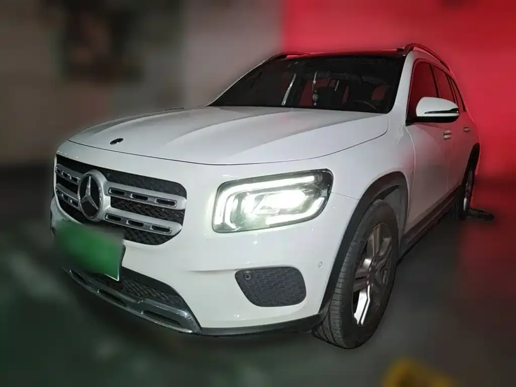 2023 Mercedes-Benz GLB 220
