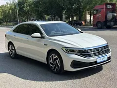 2023 Volkswagen Sagitar 300TSI DSG, белый — фото 3