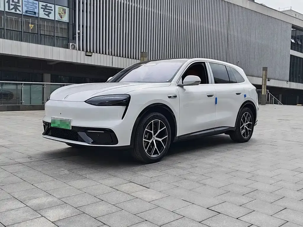 2026 Aito M6 EV Max