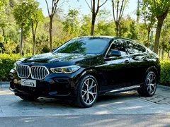 2022 BMW X6 Premium M Sport Package, чёрный — фото 1