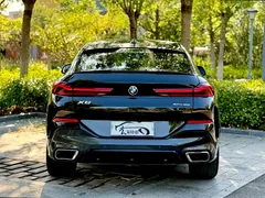 2022 BMW X6 Premium M Sport Package, чёрный — фото 4