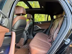 2022 BMW X6 Premium M Sport Package, чёрный — фото 14