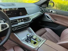 2022 BMW X6 Premium M Sport Package, чёрный — фото 16