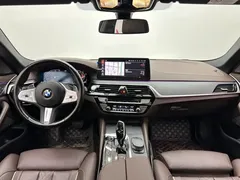 2023 BMW 5 Series 530Li Premium M Sport Package, белый — фото 10