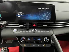 2023 Hyundai Elantra 1.5L CVT LUX, синий — фото 12