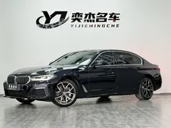 2022 BMW 5 Series 530Li Premium M Sport Package, чёрный — фото 1