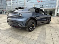 2025 Xiaomi YU7 4WD Max — фото 11