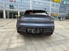 2025 Xiaomi YU7 4WD Max — фото 12