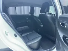 2022 Toyota Yaris L Zhixuan X 1.5L CVT Luxury Plus, белый — фото 11