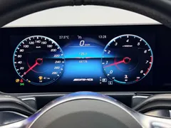 2021 Mercedes-Benz GLB AMG 35 4MATIC — фото 20