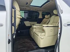 2020 Toyota Alphard 2.5L, белый — фото 4