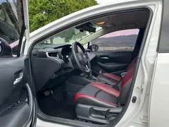 2021 Toyota Corolla 1.2T S-CVT, белый — фото 4