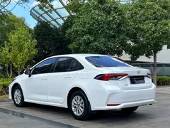 2021 Toyota Corolla 1.2T S-CVT, белый — фото 9