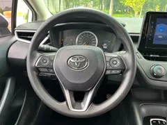 2021 Toyota Corolla 1.2T S-CVT, белый — фото 10