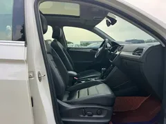 2021 Volkswagen Tiguan L 430PHEV Premium, белый — фото 8