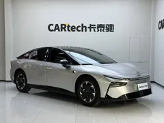 2024 Xpeng P7+ Long Range Max — фото 3