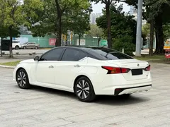 2021 Nissan Teana 2.0L XL, белый — фото 6