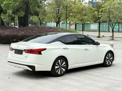 2021 Nissan Teana 2.0L XL, белый — фото 8