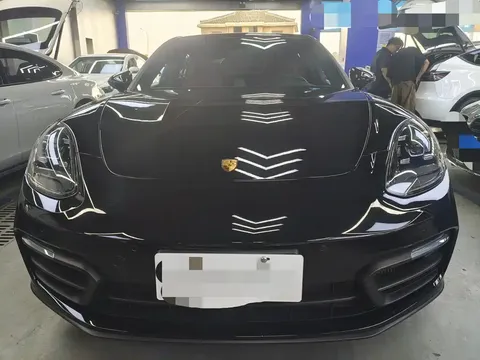 2023 Porsche Panamera 4 2.9T