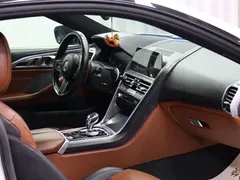 2019 BMW 8 Series 840i M, белый — фото 24