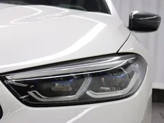 2019 BMW 8 Series 840i M, белый — фото 38