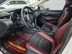 2021 Toyota Corolla TNGA 1.5L CVT GR Sport, белый — фото 8