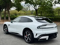 2025 Xiaomi YU7 4WD Max, белый — фото 7