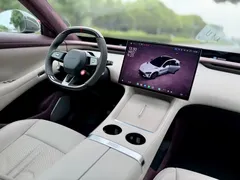 2025 Xiaomi YU7 4WD Max, белый — фото 11
