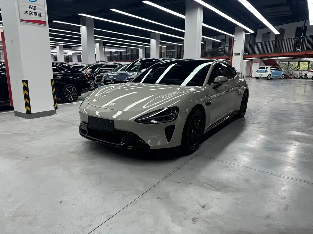 2024 Xiaomi SU7 RWD Standard Founder Edition