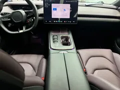 2024 Xiaomi SU7 RWD Standard Founder Edition — фото 12