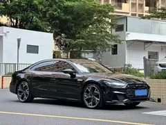 2023 Audi A7L 45 TFSI quattro S-line, чёрный — фото 1