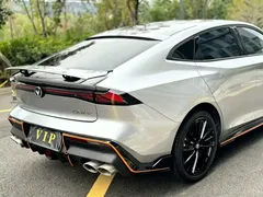 2023 Changan UNI-V 1.5T — фото 8